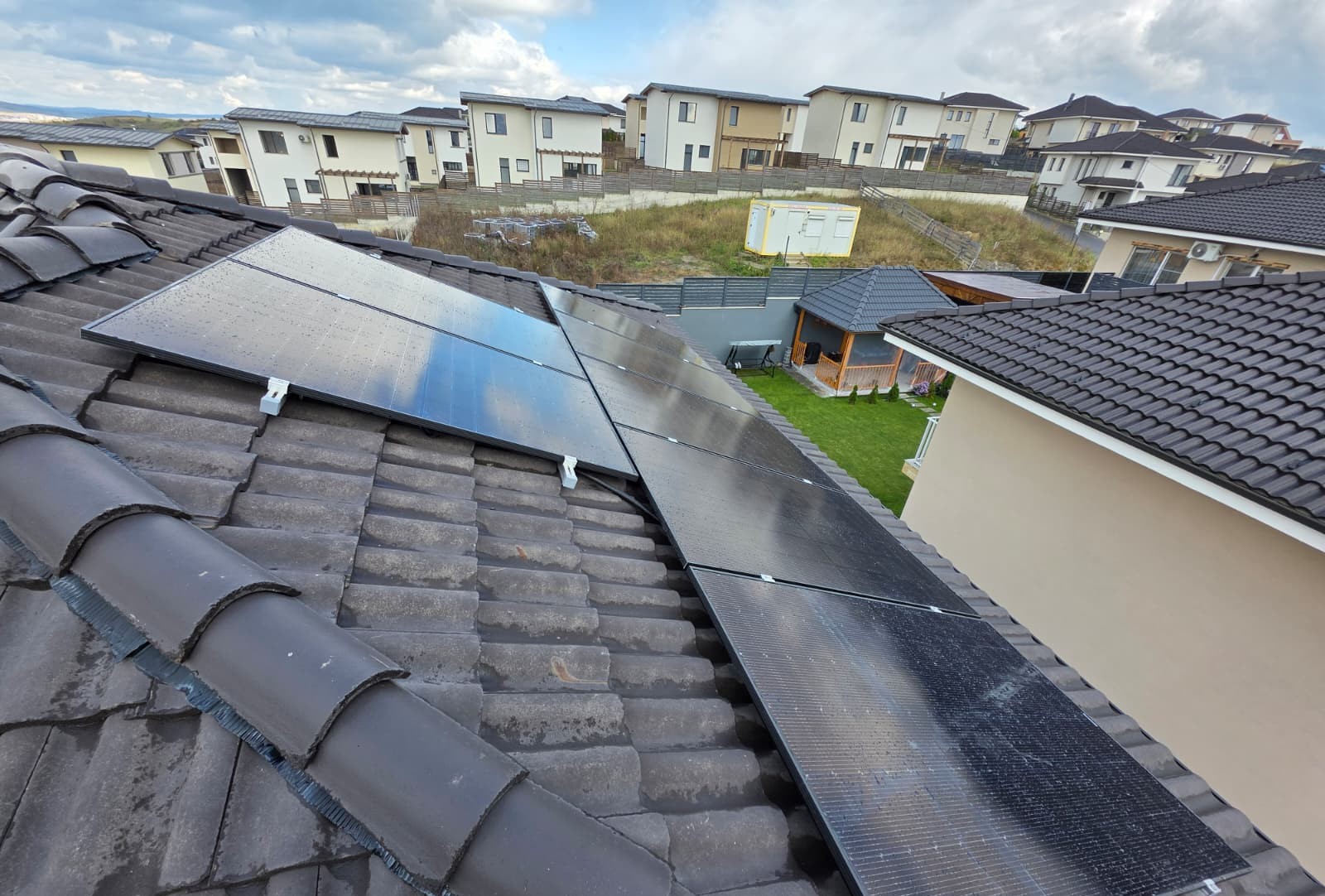 Montaj sistem fotovoltaic Deye in Cluj