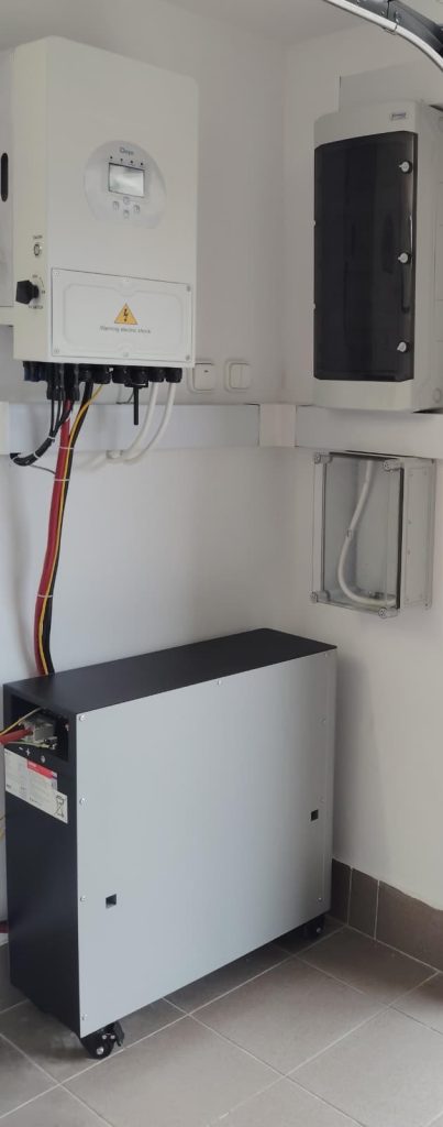 Sistem fotovoltaic hibrid - Cluj-Napoca