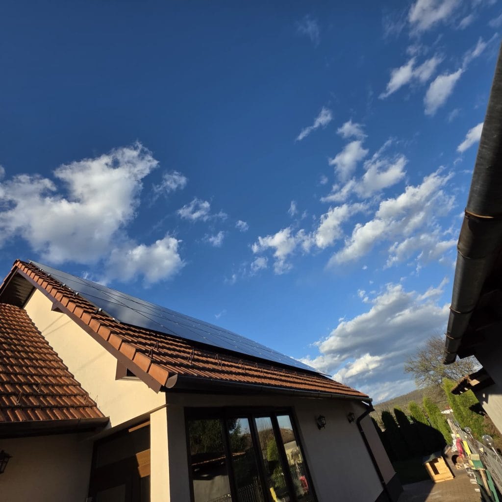 Sisteme fotovoltaice monofazate rezidențiale în Cluj-Napoca