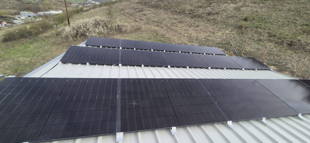 Importanța paravânturilor pentru panourile fotovoltaice