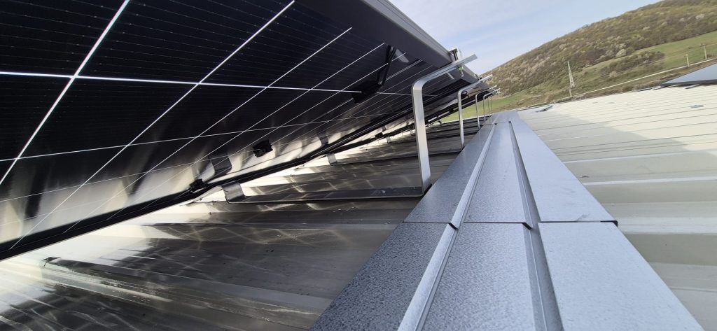Importanța paravânturilor pentru panourile fotovoltaice